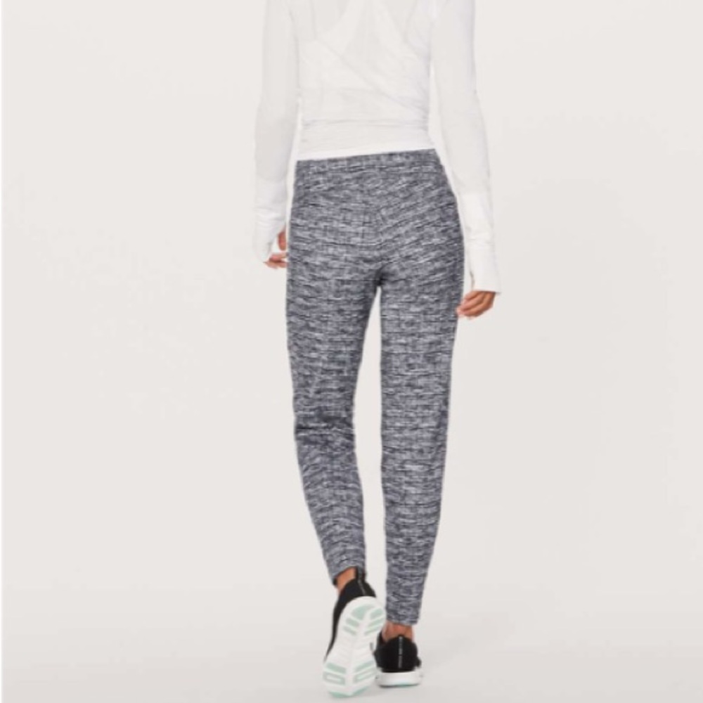 LULULEMON highrise joggers like new
